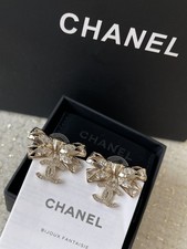 😍 Orecchini CHANEL Fiocco