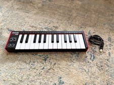 Akai Professional LPK25 MK2
