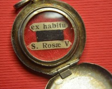 RARA  relic reliquary reliquia