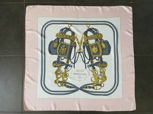 Foulard hermès intitulé - foulard,