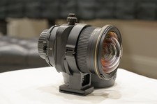 Nikon PC NIKKOR 19mm f/4E ED