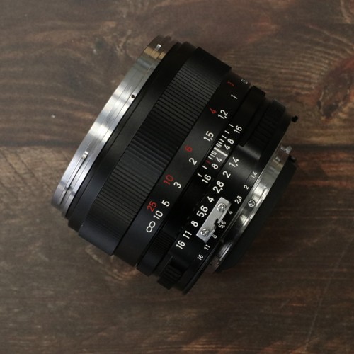 Carl zeiss planar 1 4 - planar, mm