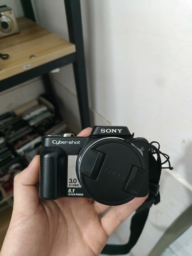 Sony h10 230k - sony, lcd,