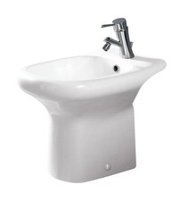 BIDET A TERRA IN CERAMICA