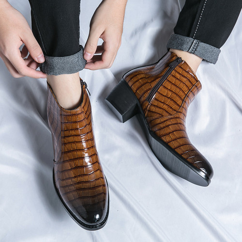 Scarpe stivaletti uomo modello
