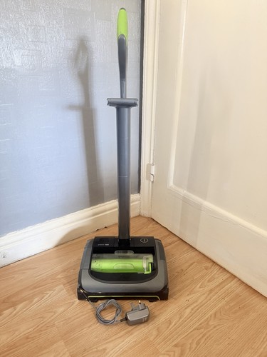 Aspirapolvere senza fili gtech - fili,