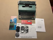 Macchina da scrivere Olivetti