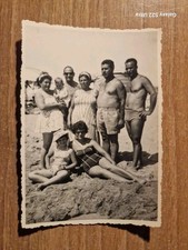 13844 a. Foto gruppo costume