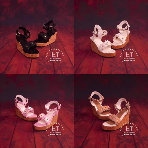 Nuove scarpe con - , alto