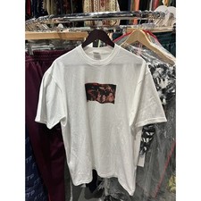 T-shirt Supreme Protest