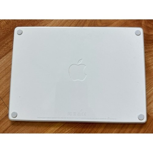 Apple a1535 magic - a1535,