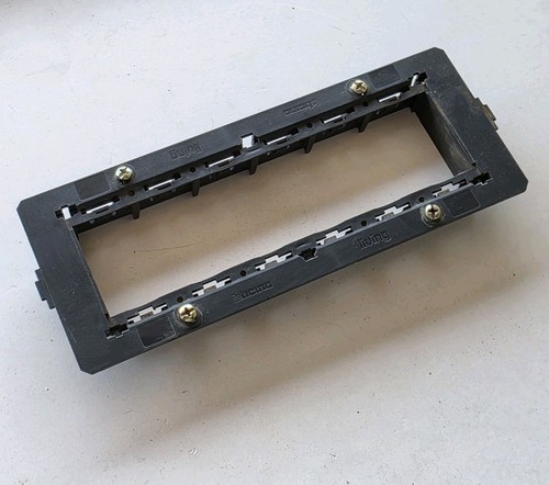 Bticino 4706 telaio supporto - 4706,