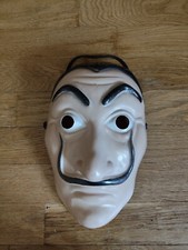 LA CASA DI CARTA SALVADOR DALI