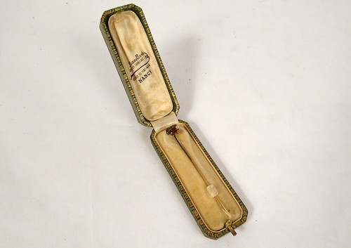 Spilla cravatta massiccio - spilla, a