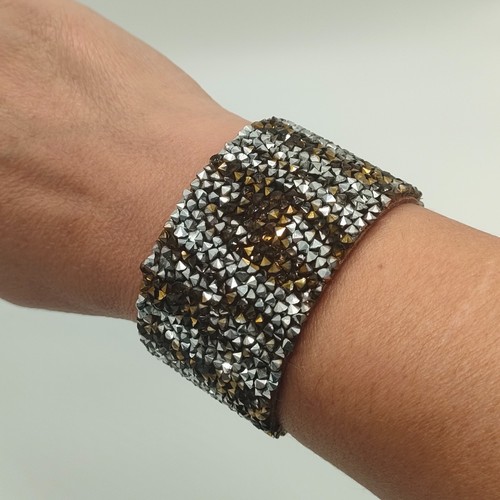 Bracciale pelle pietre