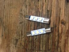 Accuphase E-202 amplificatore pannello frontale lampadine led.