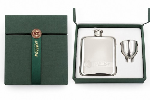 Jameson irish whiskey - jameson, hip