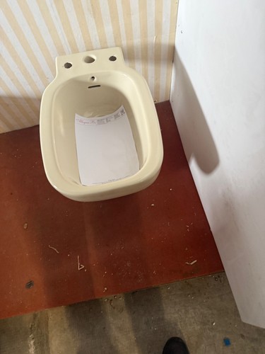 Bidet fori gia - bidet, a