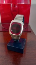 Orologio vintage commodore a LED diodi rossi completo e perfetto non testato
