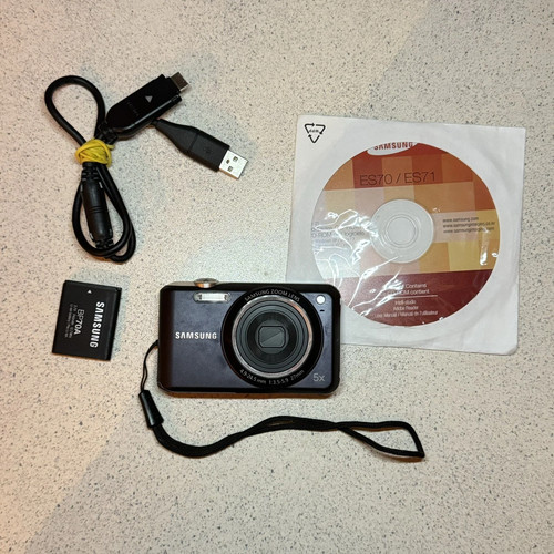 Samsung es70 2mp digital - 12.2mp,