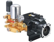 POMPA A PISTONI CON RIDUTTORE