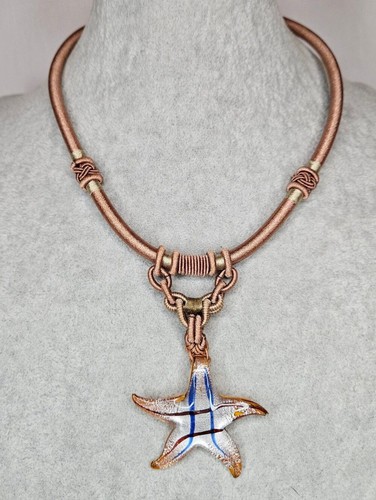Collana con ciondolo stella