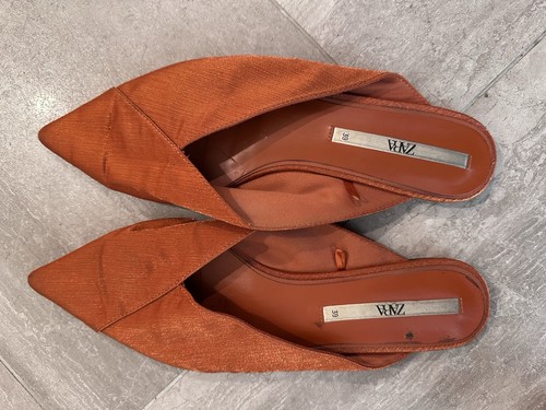 Zara scivoli piatti arancione