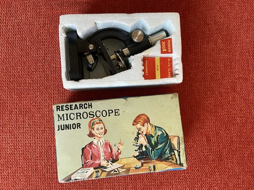 Microscopio giocattolo vintage