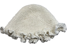 Cappello a secchiello fatto a