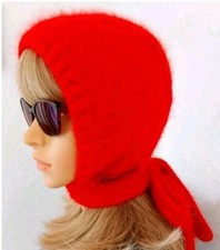 Cappuccio angora lavorato a