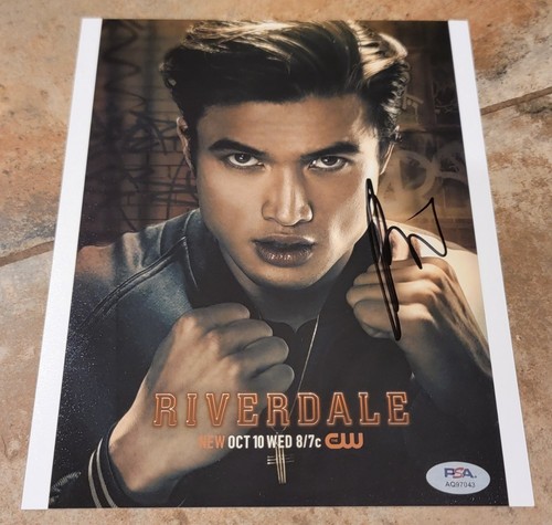 Charles melton foto firmata - foto,