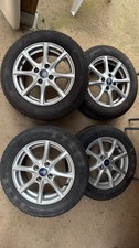 Cerchi in lega e gomme 15 ford