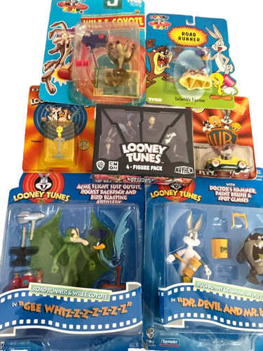 Action figure looney - figure,