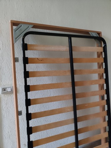 Letto una piazza - una, e
