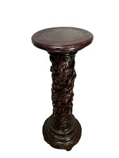 Vecchia colonna in legno