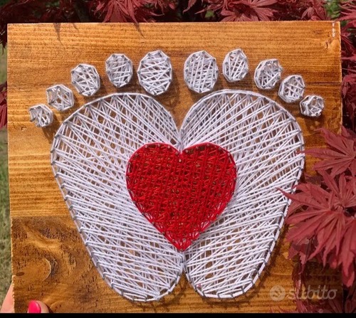 Quadro string art per - string, nascita