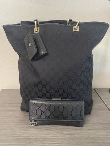 Gucci black signature tote - gucci,