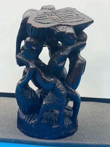 Statua africana astratta ebano