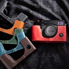 Custodia mezza fotocamera in vera pelle fatta a mano per Fujifilm X-Pro1