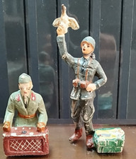 SOLDATINI CONFALONIERI  Anni ‘30 ADDETTO TRASMISSIONI COLOMBI e FANTE CON RADIO