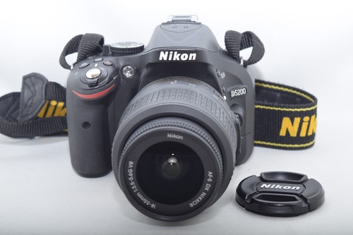Used nikon d5200 1mp - used,