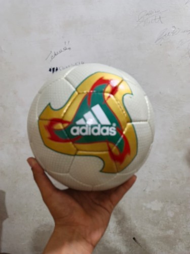 Adidas match ball fevernova - match,