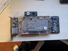 GTX 970 GPU raffreddata ad acqua (Zotac?)