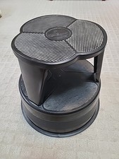 USA VINTAGE Industrial Cramer Kik-Step sgabello a gradini in metallo nero metà secolo