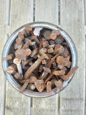 Vecchi Chiodi Mobili