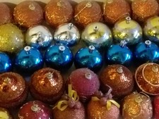 lotto di 50 palline per albero di natale varie forme, dimensioni e colori