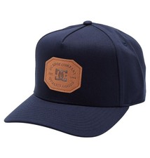 Cappellino con visiera curva