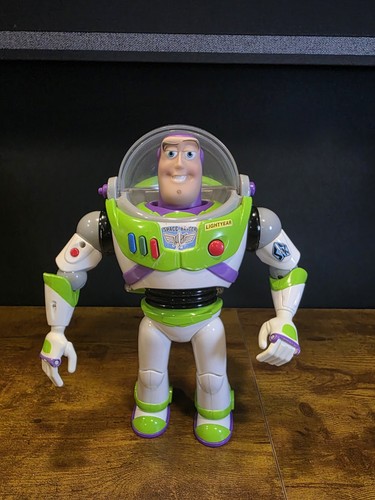 Advanced talking buzz - talking,