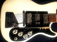 CHITARRA ELETTRICA HÖFNER 173