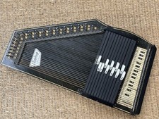 Vintage Autoharp Oscar Schmidt